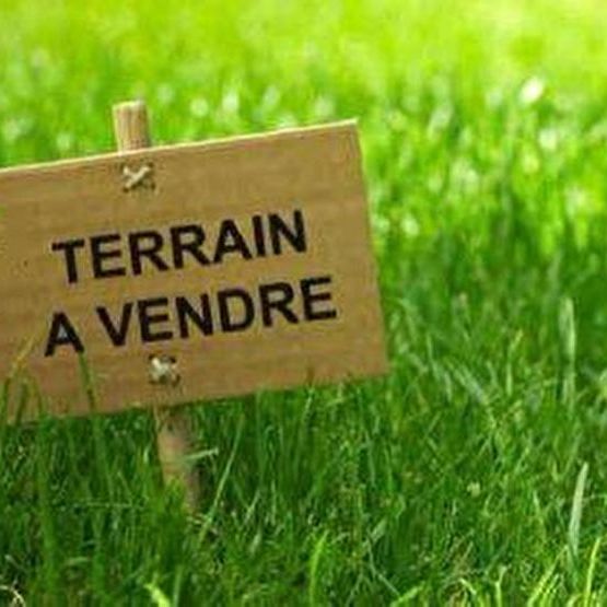 TERRAIN CONSTRUCTIBLE hors lotissement